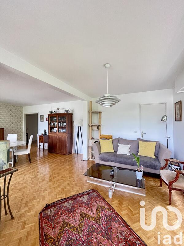 Appartement - 97 m² - 5 pièces