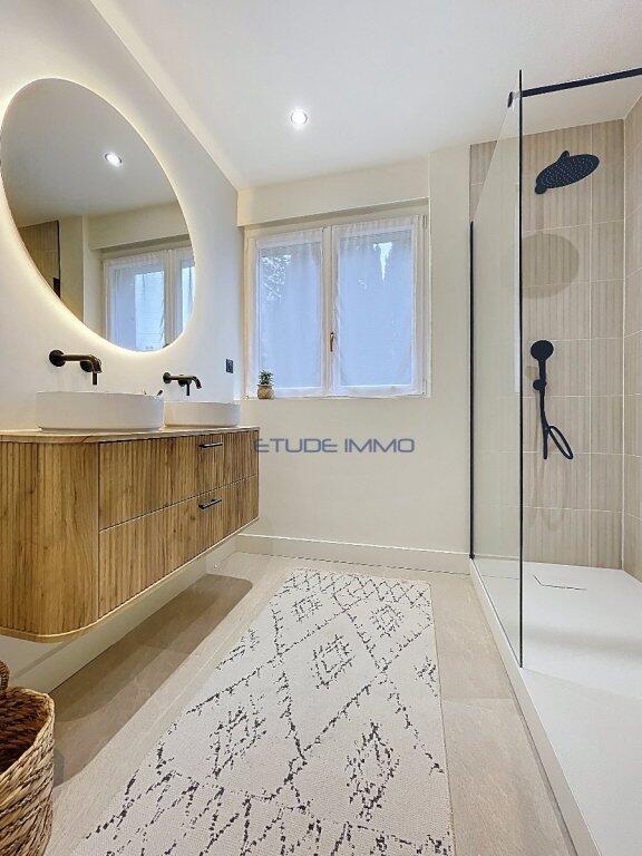 Appartement - 106 m² - 4 pièces