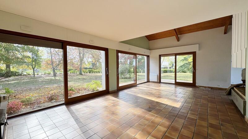 Maison d'architecte - 226 m² - 7 pièces