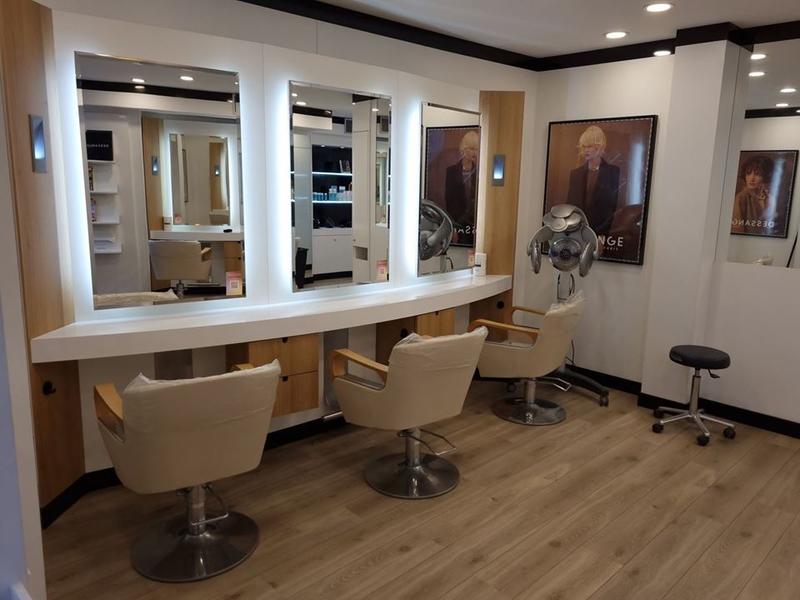 Fonds de commerce - Local commercial - 140 m²