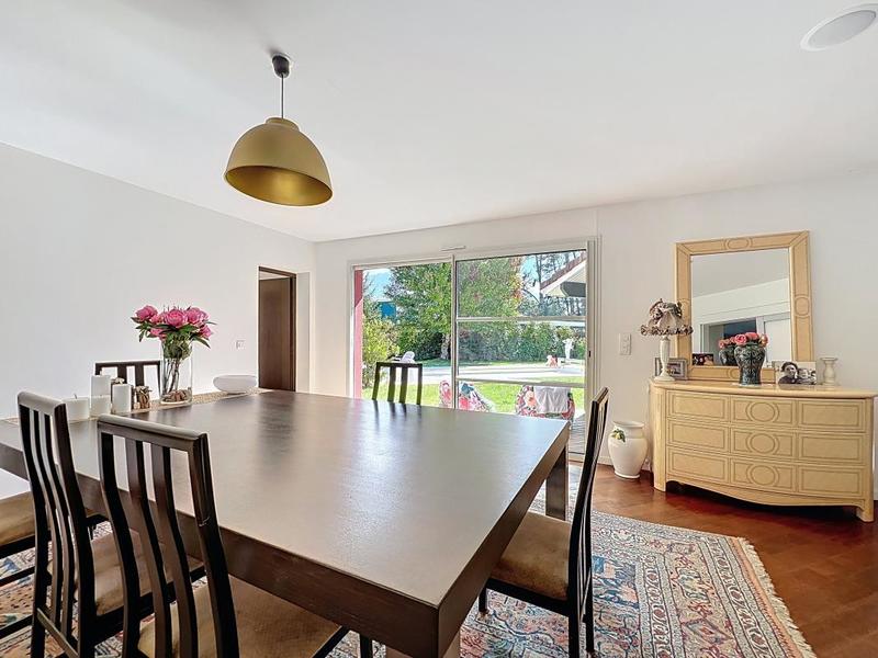 Villa - 227 m² - 7 pièces