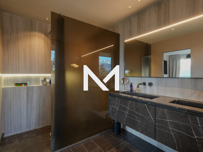 Villa - 212 m² - 6 pièces