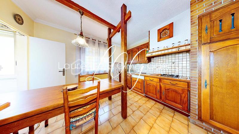 Appartement - 92 m² - 4 pièces