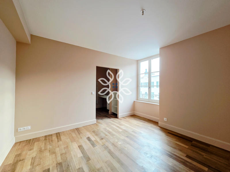 Appartement - 133 m² - 4 pièces