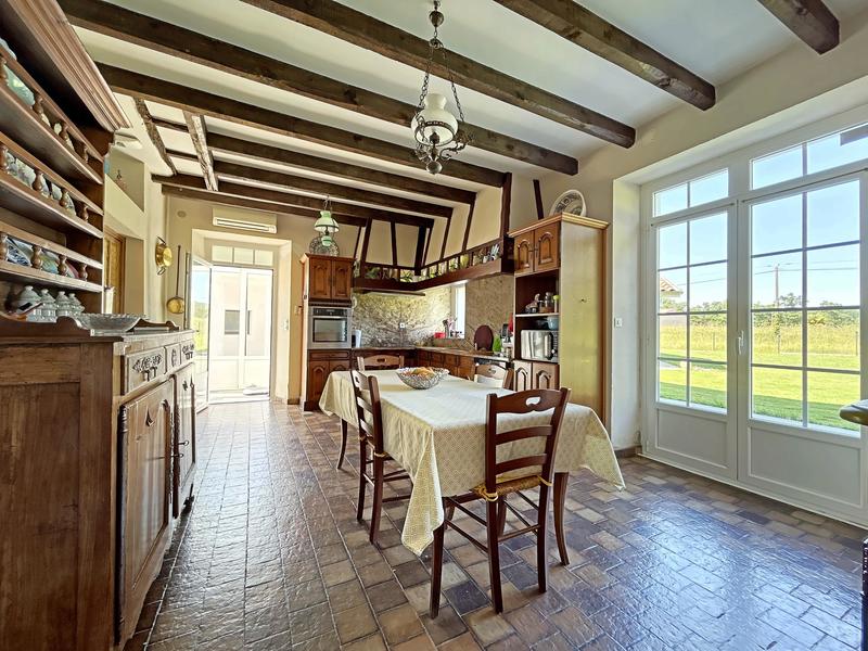 Villa - 419 m² - 15 pièces