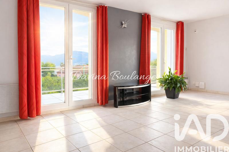 Maison - 93 m² - 4 pièces