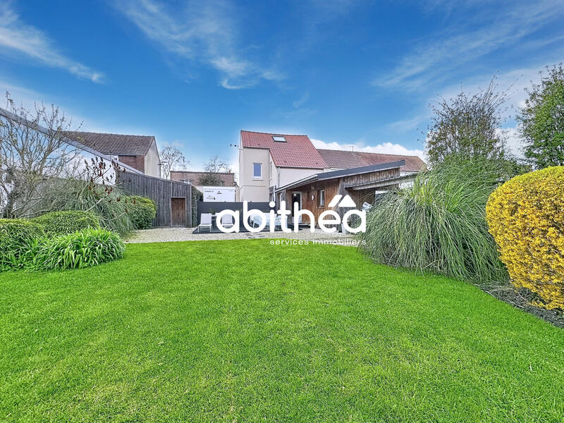 Maison - 88 m² - 4 pièces