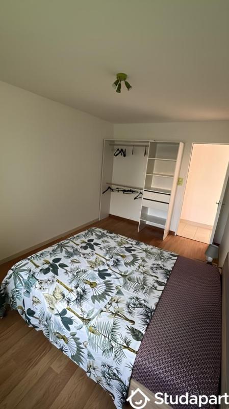 Chambre - 12 m² - 1 pièce
