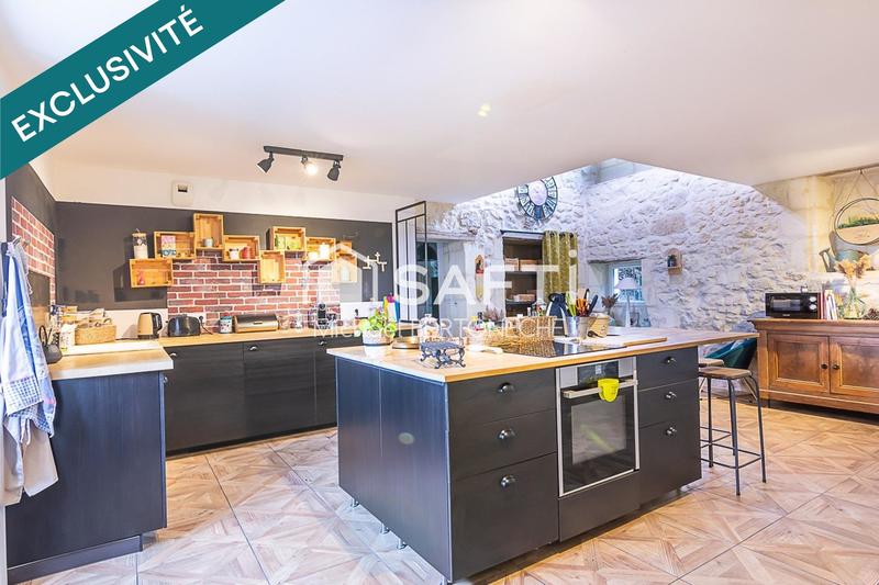 Maison - 217 m² - 5 pièces