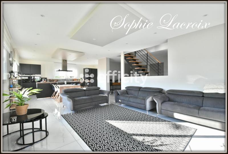 Villa - 144 m² - 5 pièces