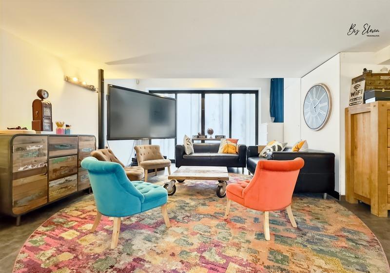 Maison - 200 m² - 8 pièces