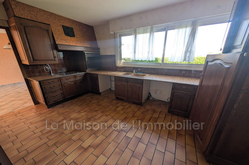 Maison - 101 m² - 5 pièces