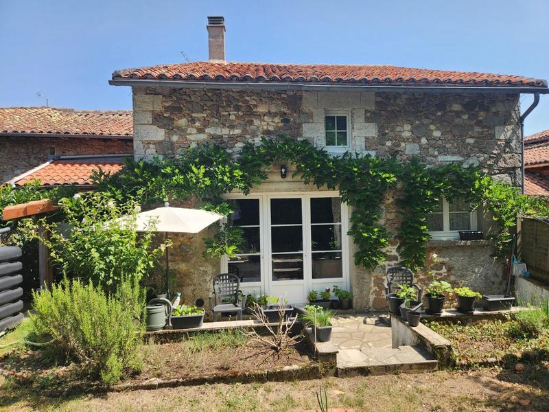Maison - 121 m² - 5 pièces