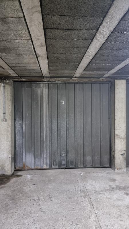 Parking / Garage - 14 m²