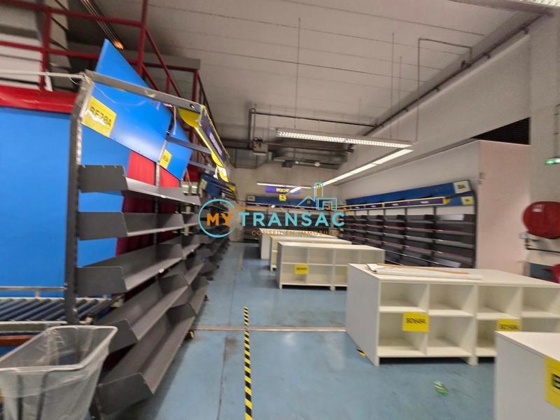 Local d'activités - 2 157 m²