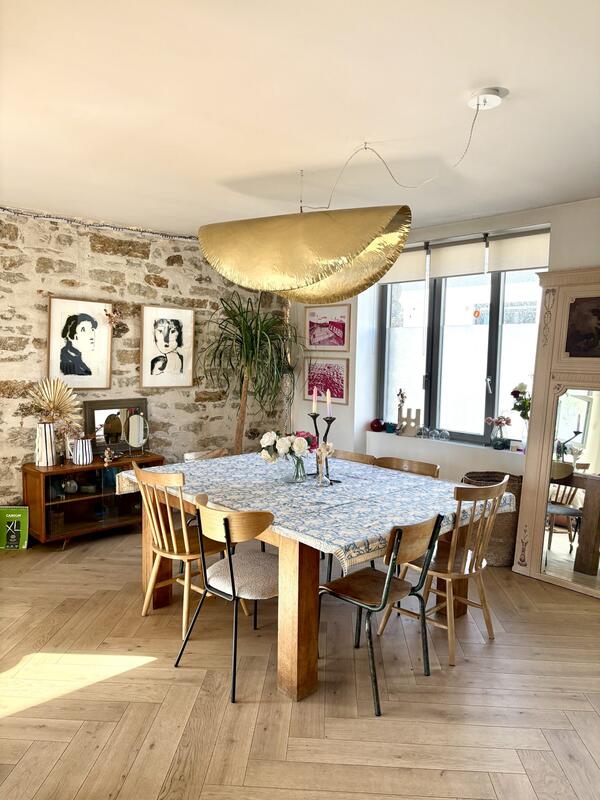 Maison - 161 m² - 7 pièces