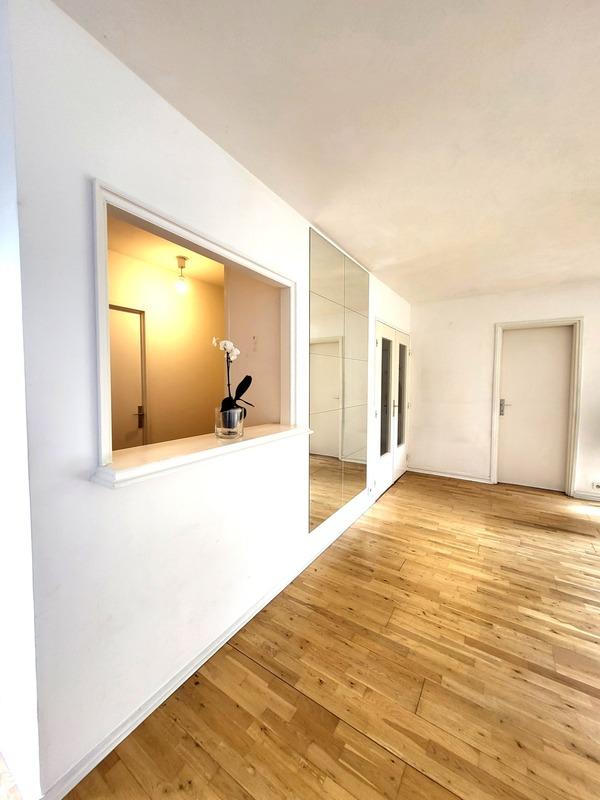 Appartement - 89 m² - 4 pièces
