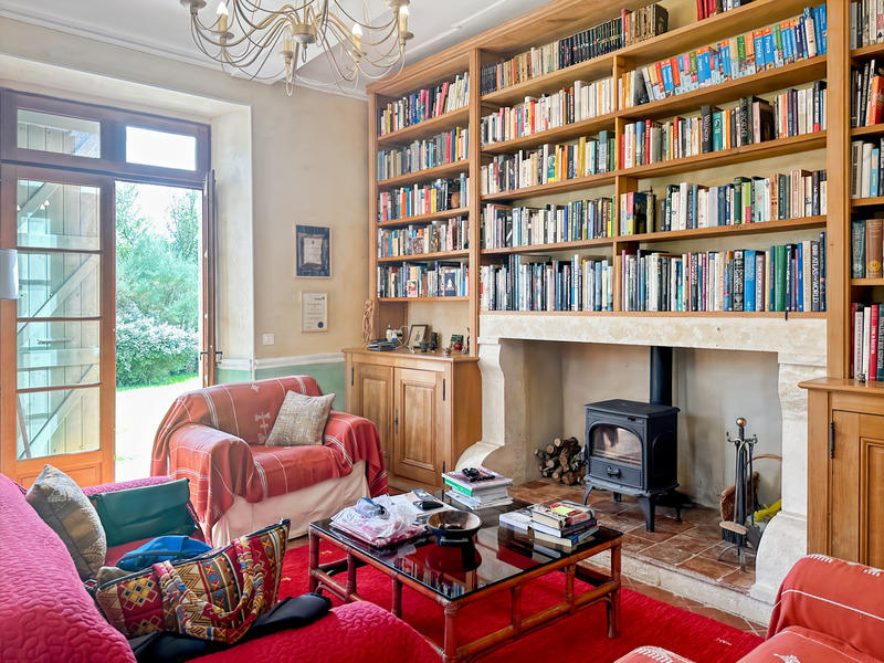 Demeure - 315 m² - 9 pièces