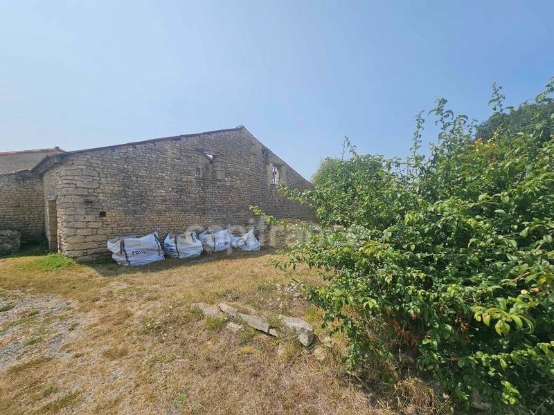 Maison - 98 m² - 5 pièces