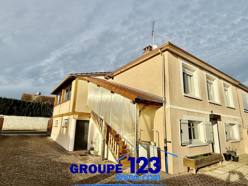 Maison - 157 m² - 6 pièces