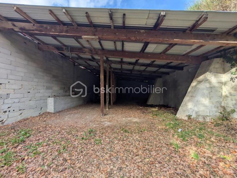 Demeure - 160 m² - 9 pièces