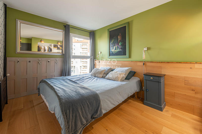 Appartement - 79 m² - 4 pièces