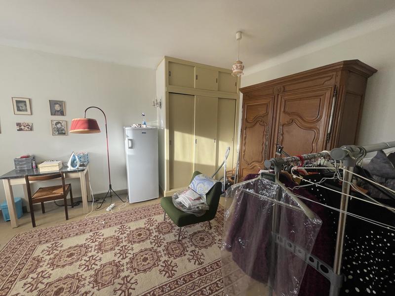 Maison - 200 m² - 9 pièces