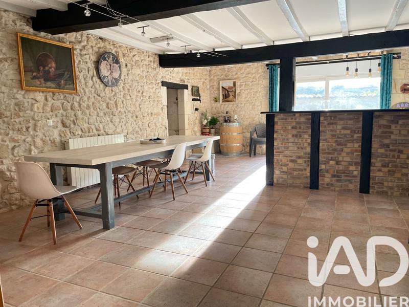 Maison - 233 m² - 6 pièces