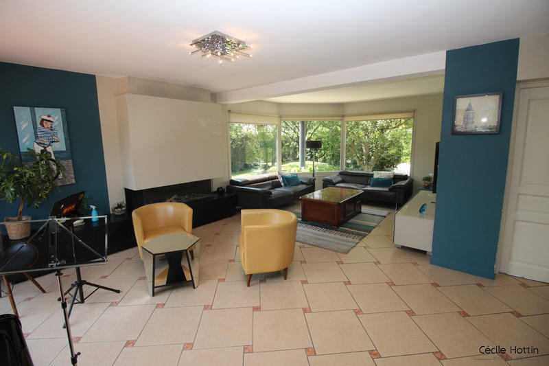 Maison - 190 m² - 7 pièces