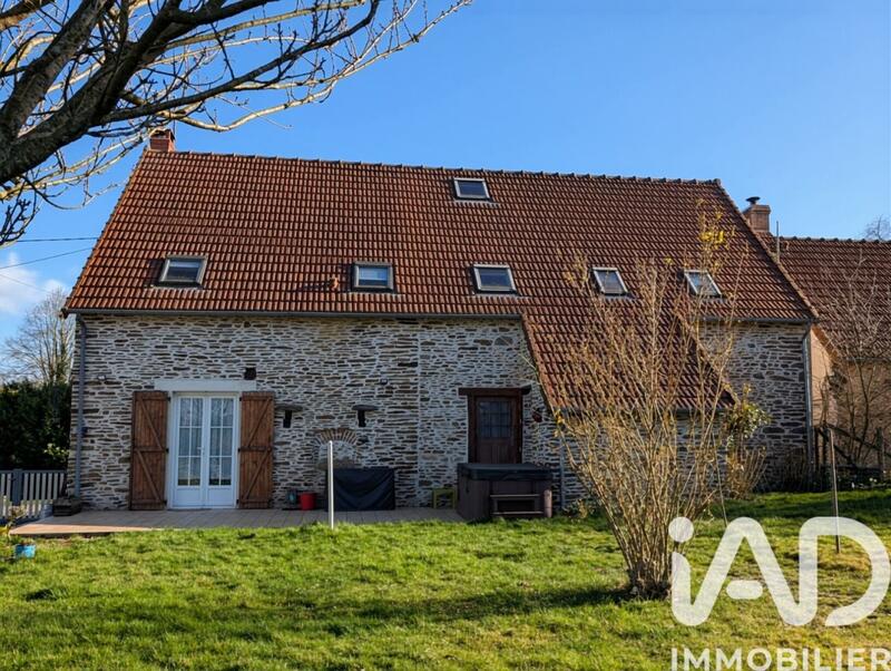 Maison - 185 m² - 8 pièces