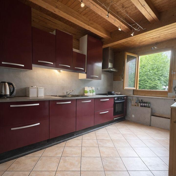 Maison - 197 m² - 4 pièces