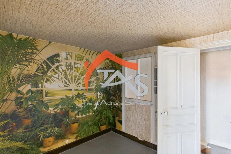 Maison - 166 m² - 7 pièces