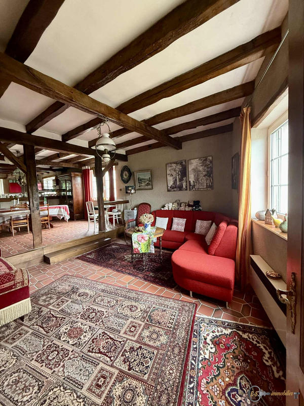 Maison - 261 m² - 10 pièces