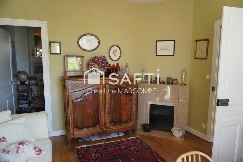 Maison - 185 m² - 9 pièces