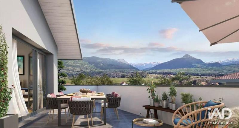 Appartement - 105 m² - 5 pièces