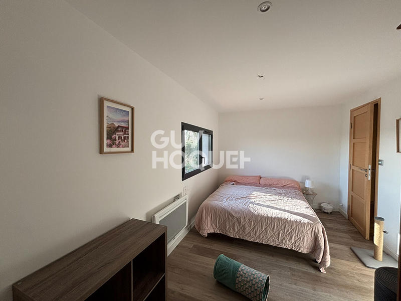 Maison - 251 m² - 8 pièces