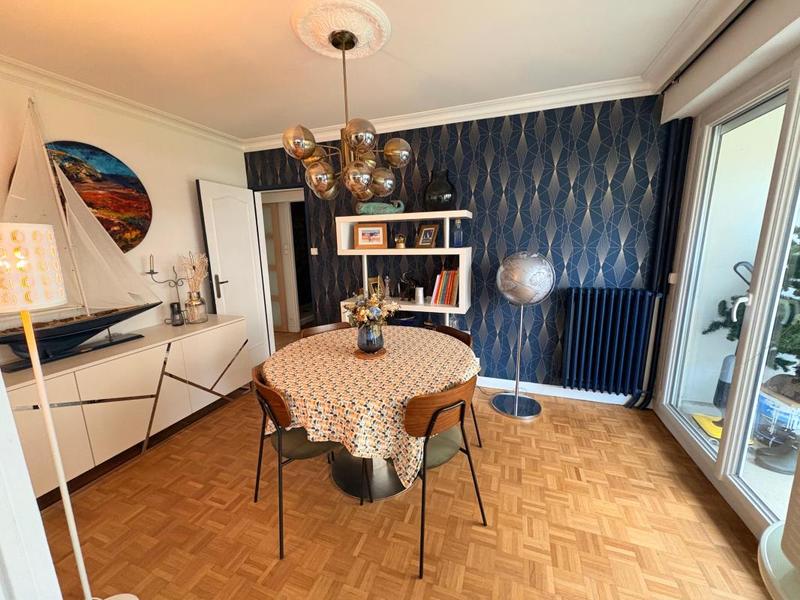 Appartement - 94 m² - 5 pièces