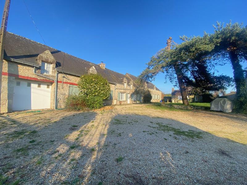 Maison ancienne - 222 m² - 7 pièces