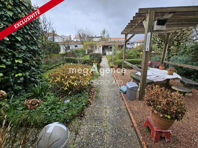 Maison traditionnelle - 107 m² - 6 pièces