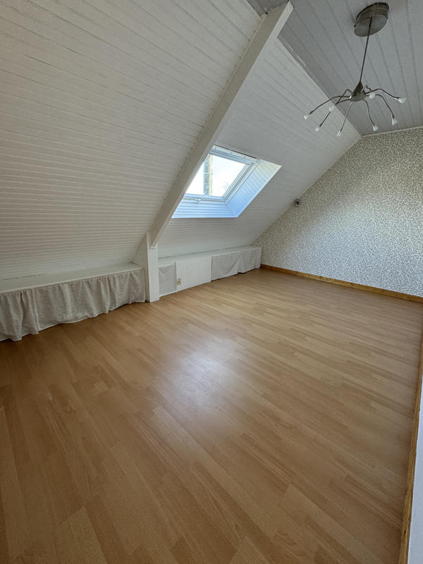 Maison - 156 m² - 8 pièces