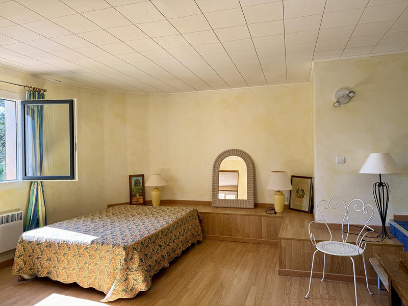 Villa - 168 m² - 5 pièces