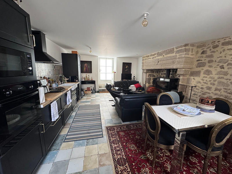 Maison - 139 m² - 6 pièces