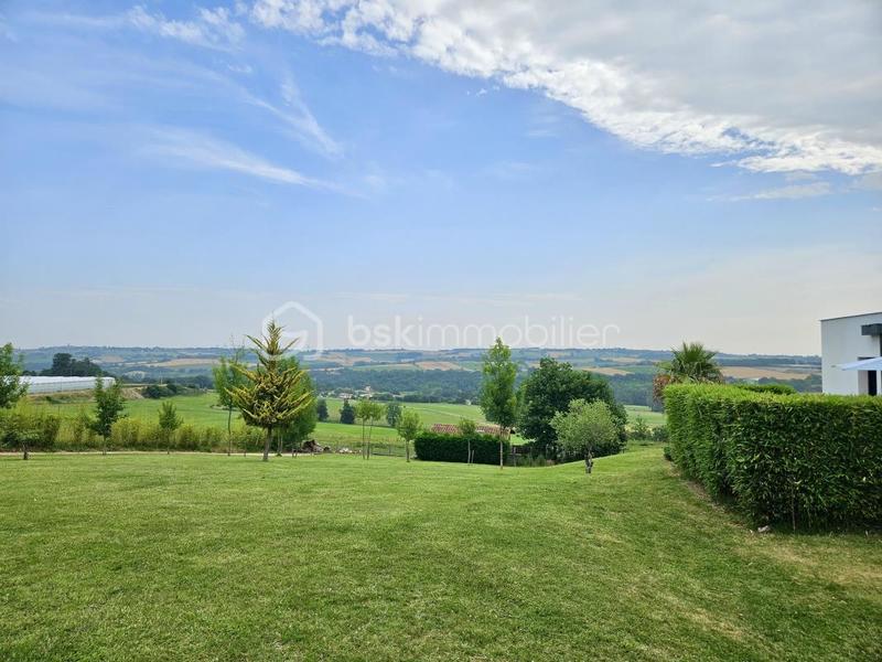 Maison - 150 m² - 4 pièces