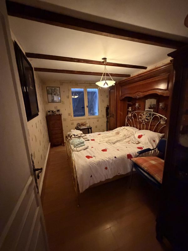 Maison traditionnelle - 207 m² - 10 pièces