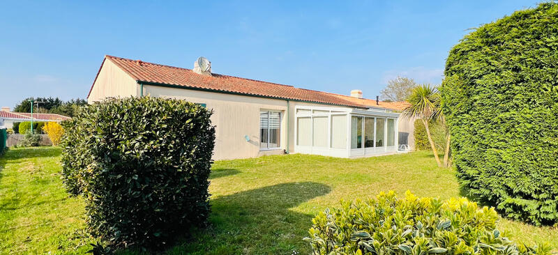 Maison - 95 m² - 5 pièces
