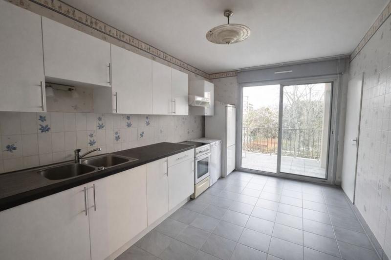 Appartement - 90 m² - 4 pièces