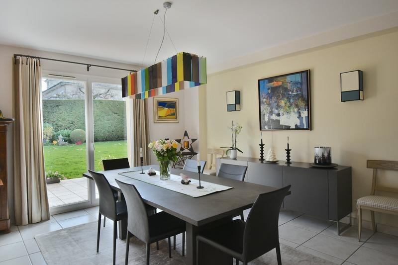 Maison - 228 m² - 6 pièces