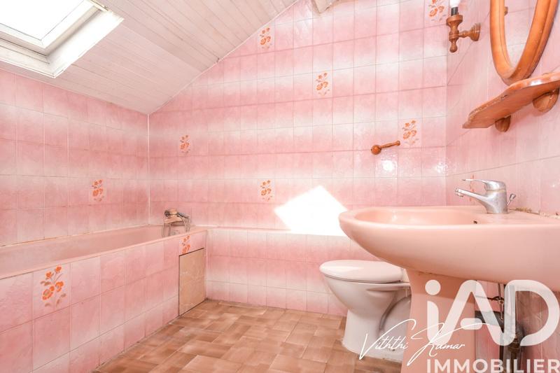 Maison - 210 m² - 5 pièces