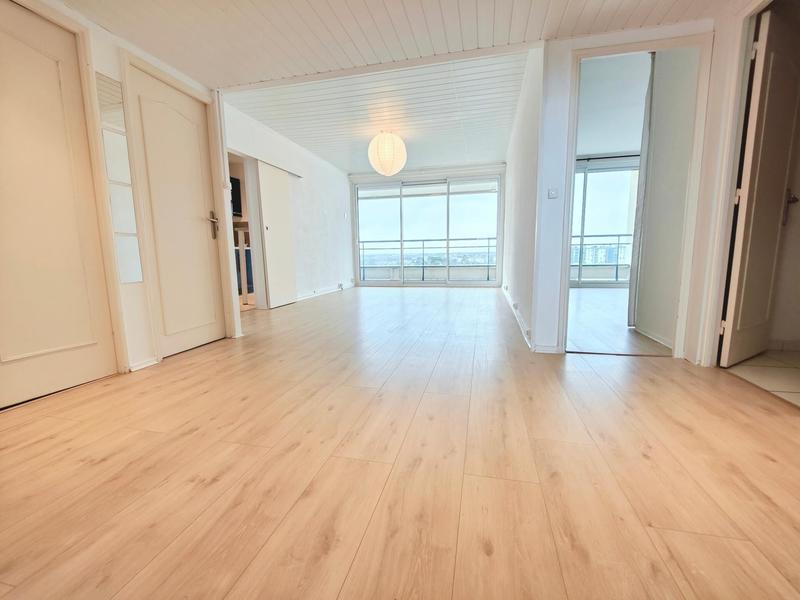 Appartement - 75 m² - 4 pièces