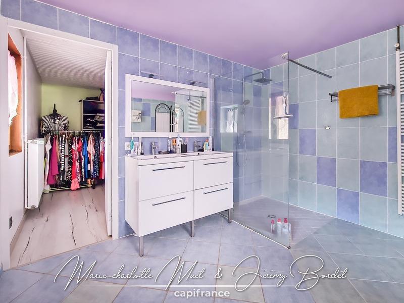 Maison - 111 m² - 4 pièces